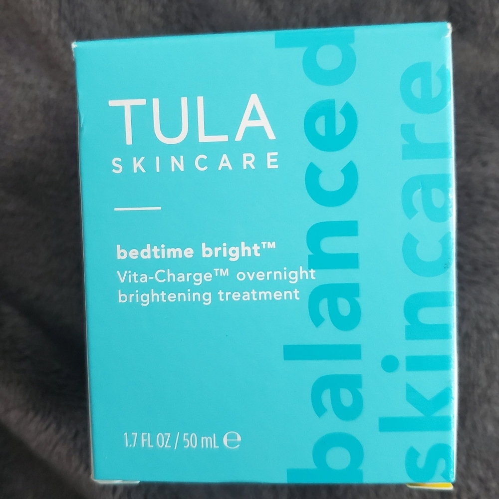 TULA Skincare Bedtime Bright Vita-Charge Overnight Brightening Treatment - Blue